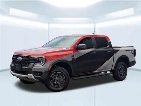 Used 2024 Ford Ranger XLT w/ FX4 Off-Road Package AWD/4WD image 1