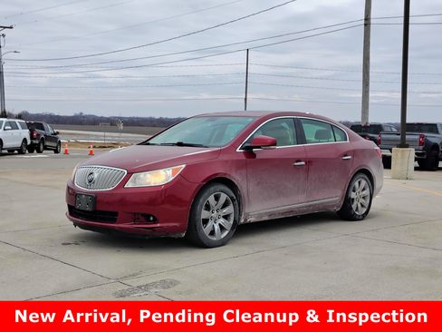 Used 2010 Buick LaCrosse CXL image 1