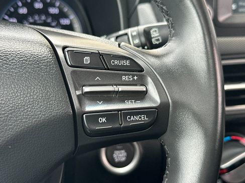 Used 2021 Hyundai Kona SEL Plus AWD/4WD image 27