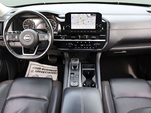 Used 2022 Nissan Pathfinder SL AWD/4WD image 11