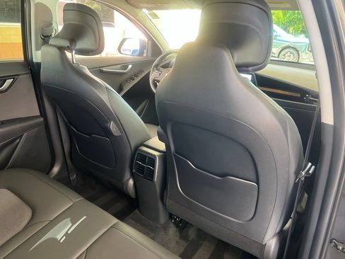 Certified 2024 Kia Niro EX FWD image 15