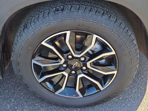 Used 2025 Chevrolet TrailBlazer ACTIV image 7