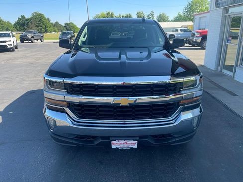 Used 2017 Chevrolet Silverado 1500 LT w/ All Star Edition AWD/4WD image 4