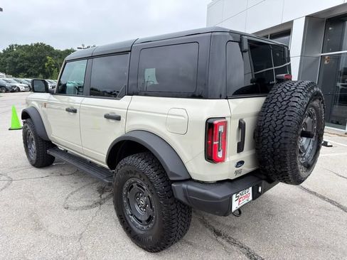 Used 2025 Ford Bronco Badlands AWD/4WD image 5