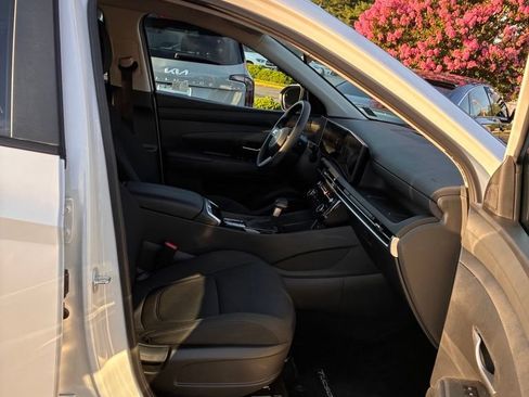 Used 2025 Hyundai Tucson SEL AWD/4WD image 18
