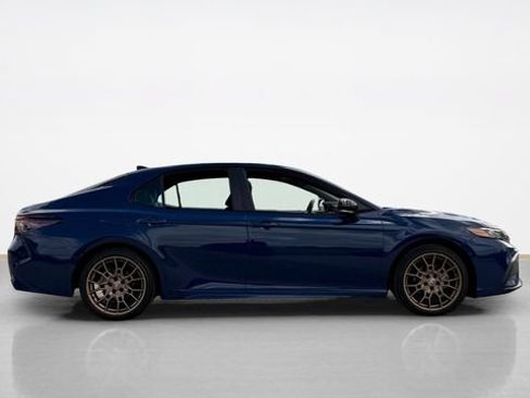 Used 2024 Toyota Camry SE w/ Convenience Package FWD image 2