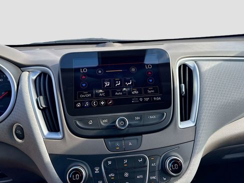 Used 2023 Chevrolet Malibu LT image 27