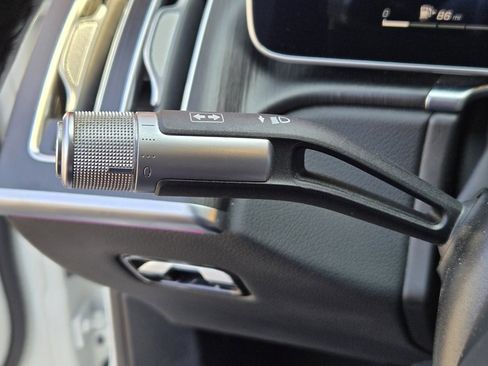 Used 2022 Mercedes-Benz S 500 S 500 w/ AMG Line Package image 34