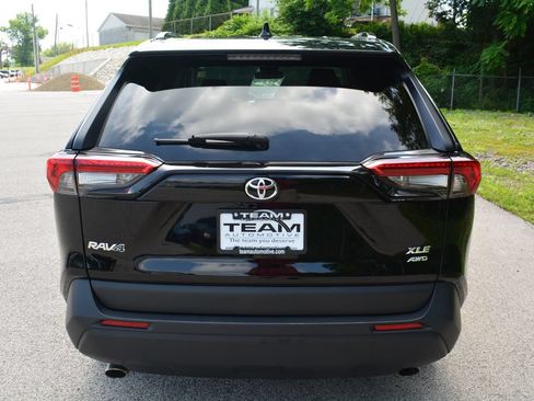 Used 2024 Toyota RAV4 XLE AWD/4WD image 6