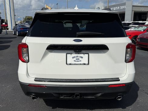 Certified 2022 Ford Explorer ST-Line w/ Class IV Trailer Tow Package RWD image 5