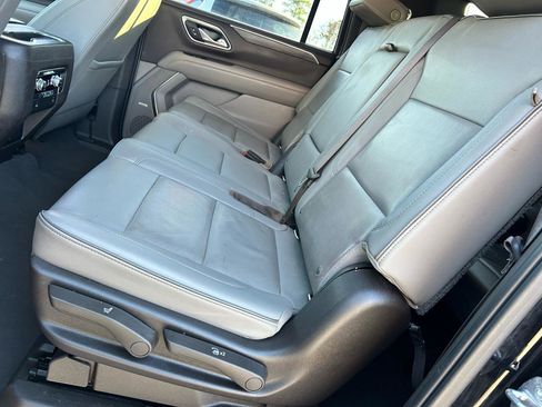 Used 2021 GMC Yukon XL SLT image 15