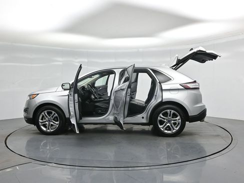 Certified 2018 Ford Edge Titanium image 37