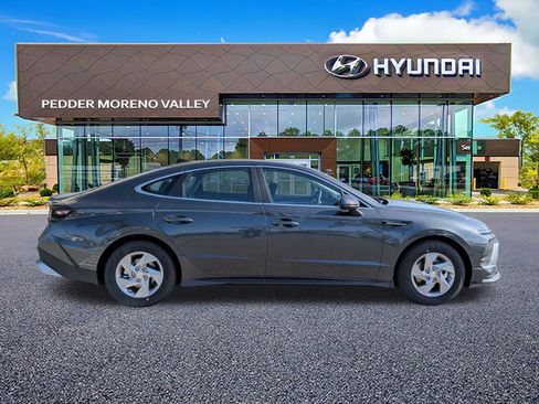 Certified 2026 Hyundai Sonata SE FWD image 3