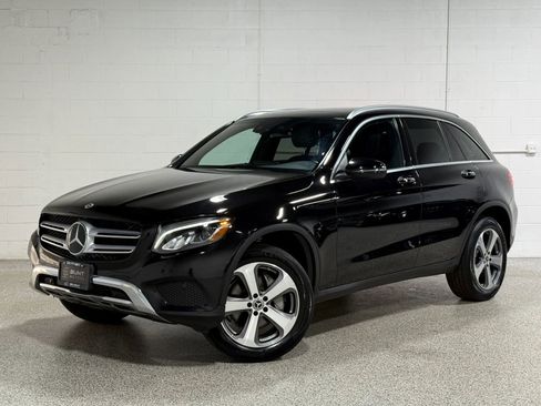 Used 2018 Mercedes-Benz GLC 300 4MATIC image 2