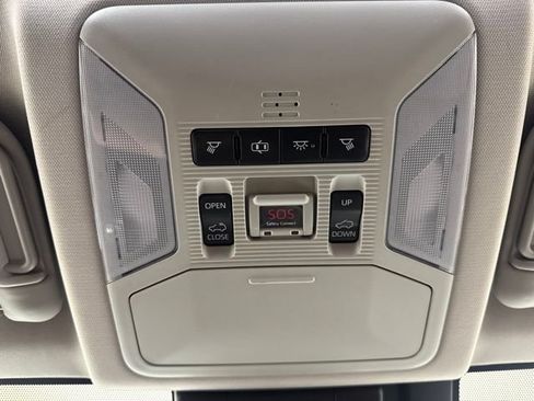Used 2019 Toyota RAV4 XLE w/ Convenience Package AWD/4WD image 14