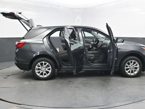 Used 2021 Chevrolet Equinox LT AWD/4WD image 39