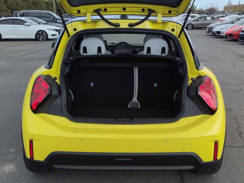 New 2026 MINI Cooper 2-Door Hardtop image 33