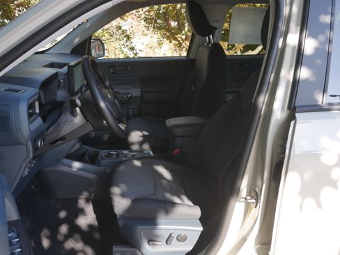 New 2025 Ford Maverick XLT w/ XLT Luxury Package image 3