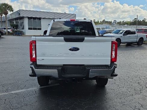 Certified 2025 Ford F250 XLT AWD/4WD image 4