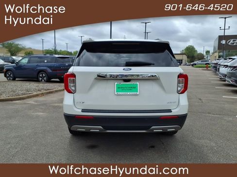 Used 2022 Ford Explorer XLT w/ Equipment Group 202A AWD/4WD image 4