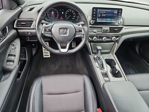 Certified 2018 Honda Accord Sport image 12