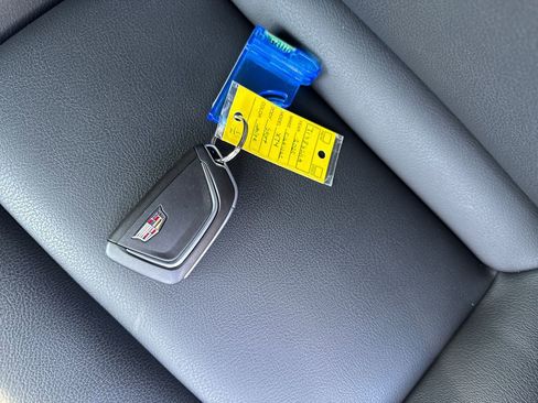 Used 2025 Cadillac XT4 Sport w/ Cold Weather Package FWD image 30