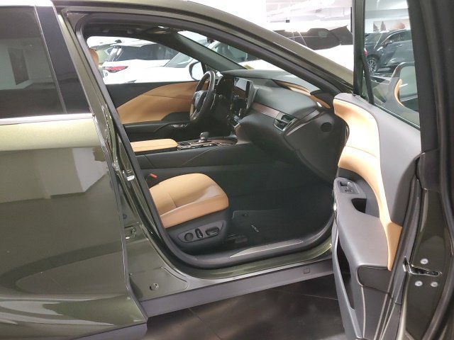Used 2026 Lexus RX 350 Premium w/ Accessory Package (Z1) AWD/4WD image 26