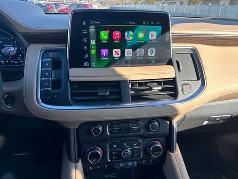 Certified 2024 Chevrolet Suburban Premier image 20