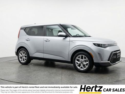 Used 2025 Kia Soul LX w/ LX Technology Package image 1