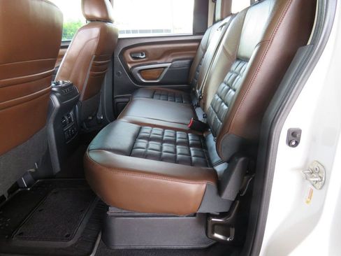 Used 2018 Nissan Titan Platinum Reserve w/ Platinum Utility Package image 15