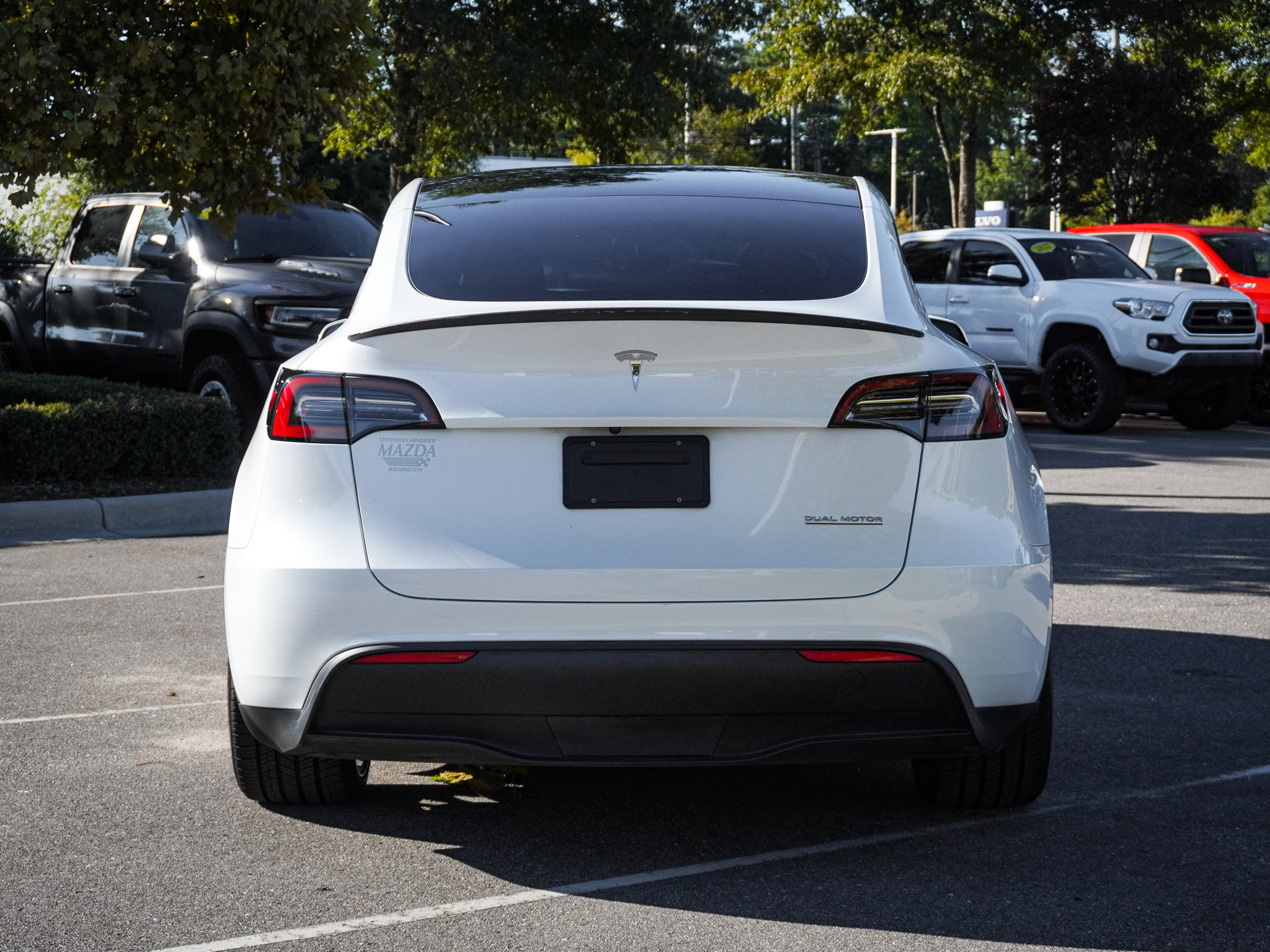 Used 2023 Tesla Model Y Long Range AWD/4WD image 9