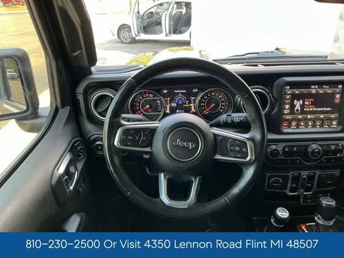 Used 2020 Jeep Wrangler Unlimited Sahara AWD/4WD image 17