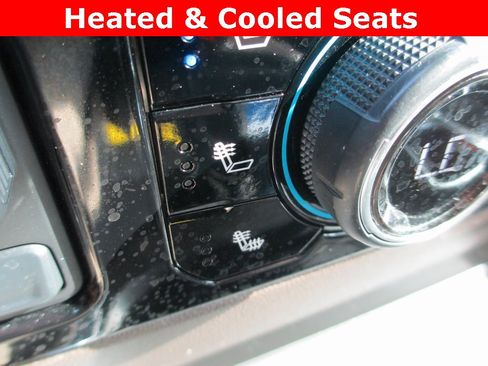 Certified 2022 Chevrolet Silverado 1500 LTZ w/ LTZ Premium Package image 18