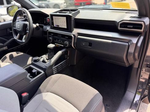 Used 2025 Toyota 4Runner TRD Sport AWD/4WD image 28