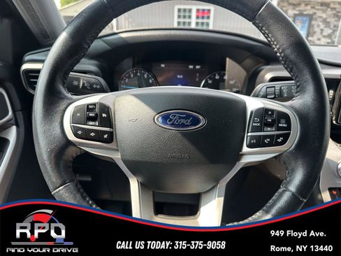 Used 2021 Ford Explorer XLT AWD/4WD image 16