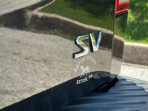 Used 2014 Nissan Titan SV image 10