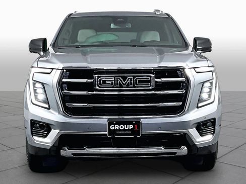 Used 2025 GMC Yukon XL Elevation w/ LPO, Yukon Black Package RWD image 4