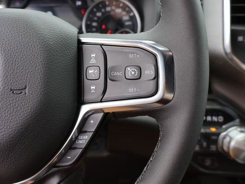 Used 2026 RAM 1500 Laramie AWD/4WD image 17