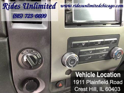 Used 2010 Nissan Titan SE w/ SE Value Truck Pkg image 17