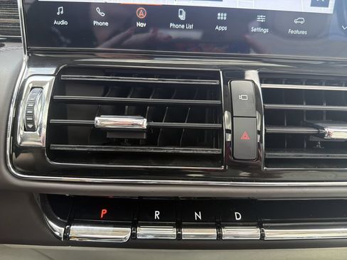 Certified 2024 Lincoln Navigator L Black Label AWD/4WD image 31