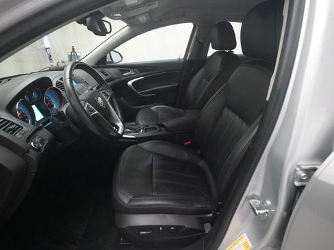 Used 2011 Buick Regal CXL FWD image 7