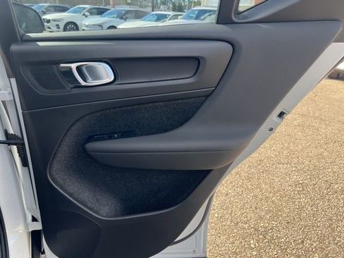 New 2026 Volvo XC40 B5 Plus w/ Protection Package Premier AWD/4WD image 16