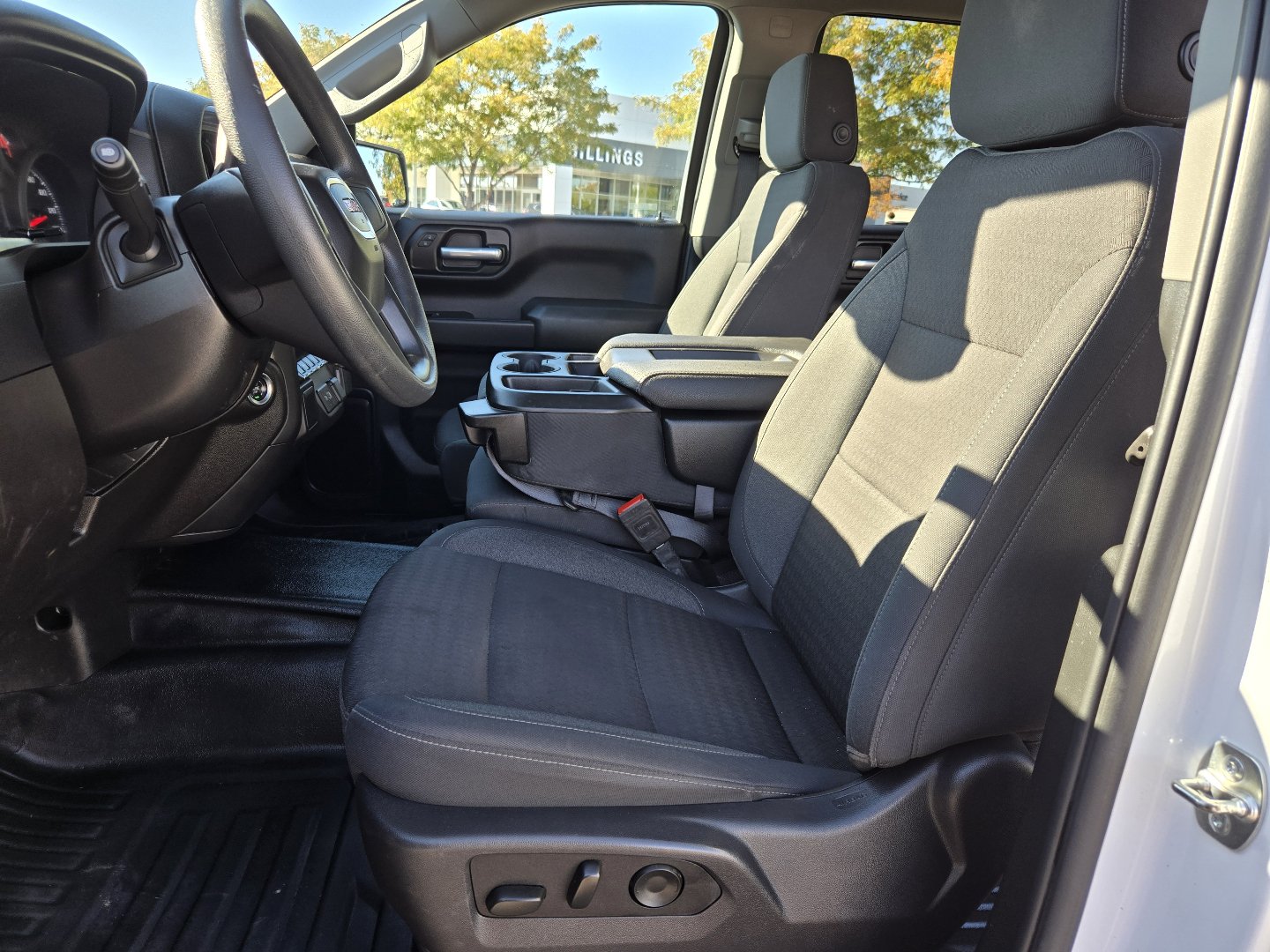 Used 2025 GMC Sierra 1500 Pro w/ Convenience Package AWD/4WD image 4