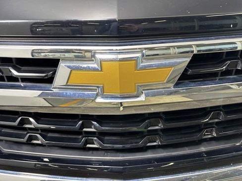 Used 2022 Chevrolet Silverado 1500 LT image 9