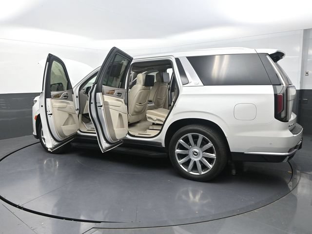 Used 2021 Cadillac Escalade Premium Luxury Platinum AWD/4WD image 36