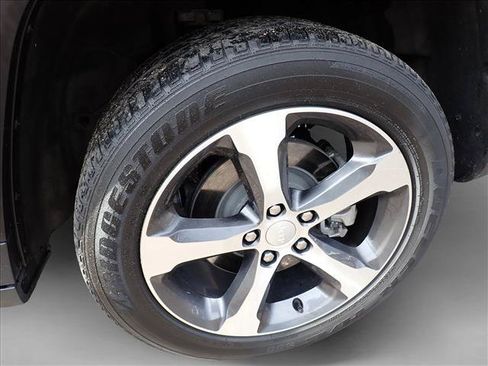 Used 2023 Jeep Grand Cherokee 4WD 4xe image 7