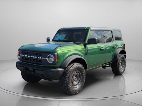 New 2025 Ford Bronco 4-Door w/ Sasquatch Package image 2