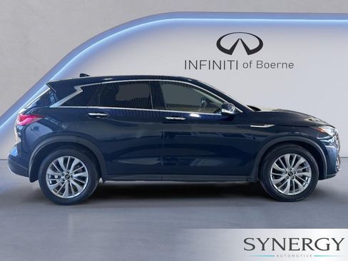 Certified 2023 INFINITI QX50 Pure AWD/4WD image 4