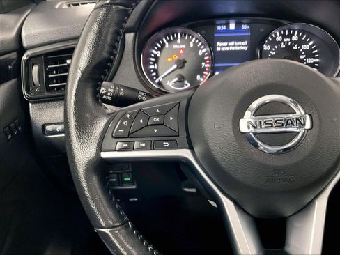 Certified 2022 Nissan Rogue Sport SL w/ Premium Package AWD/4WD image 23