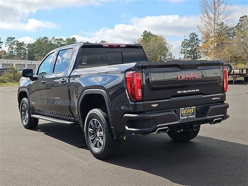 Certified 2024 GMC Sierra 1500 AT4 w/ Technology Package image 12